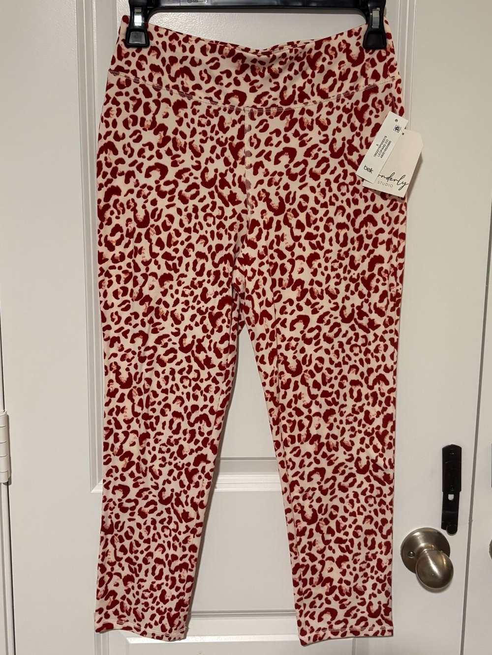 Wonderly Studio Red Leopard Print Leggings Size S NWT